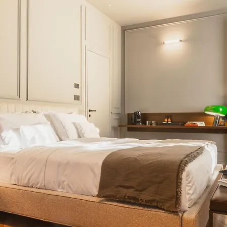 Lenel Boutique - La Foresteria * Μπρέσια